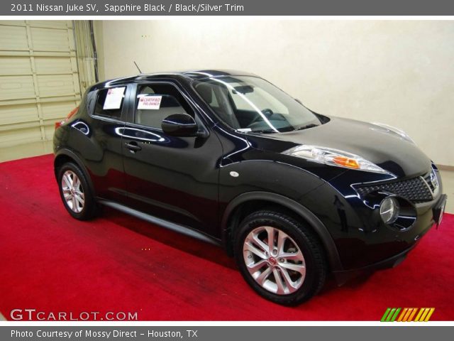 2011 Nissan Juke SV in Sapphire Black