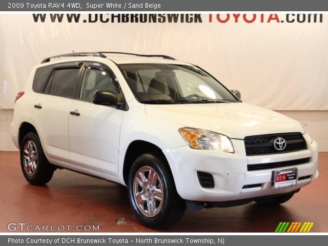 2009 Toyota RAV4 4WD in Super White