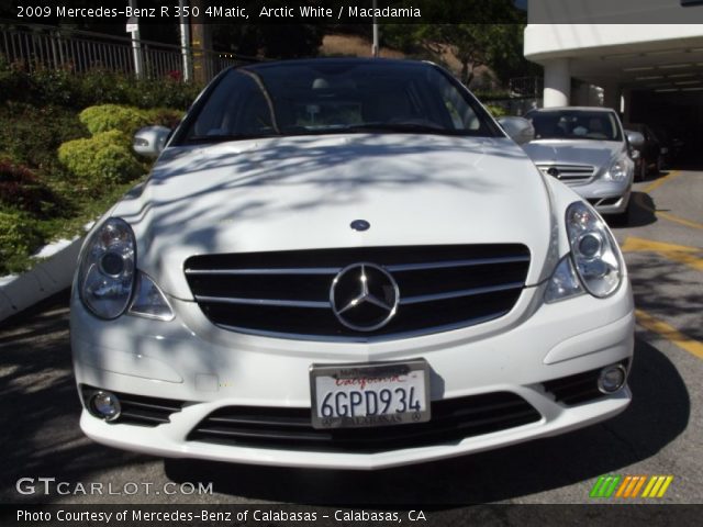 2009 Mercedes-Benz R 350 4Matic in Arctic White