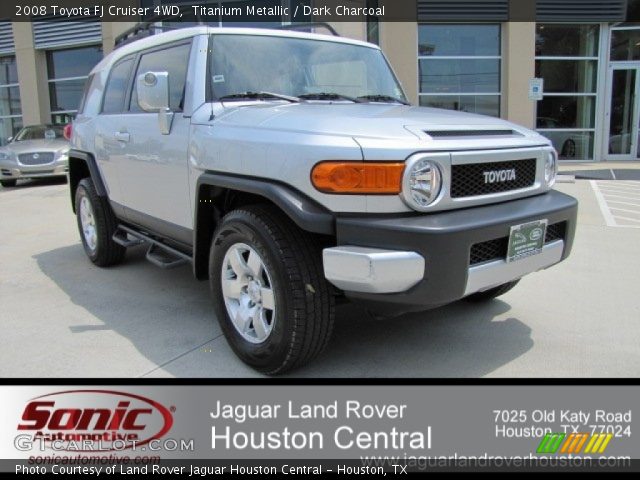 2008 Toyota FJ Cruiser 4WD in Titanium Metallic