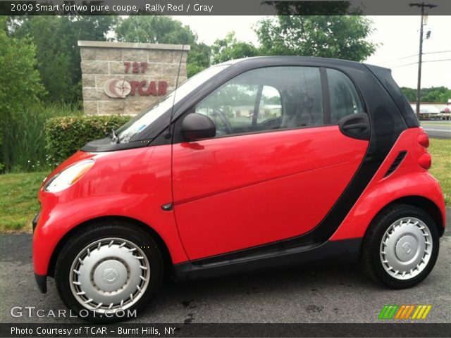 2009 Smart fortwo pure coupe in Rally Red