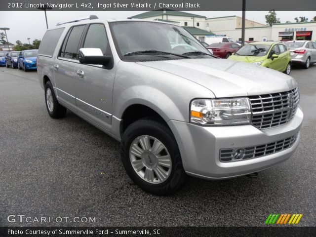 2012 Lincoln Navigator L 4x2 in Ingot Silver Metallic