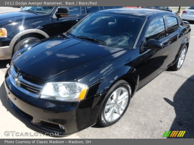 2011 Dodge Avenger Mainstreet in Black