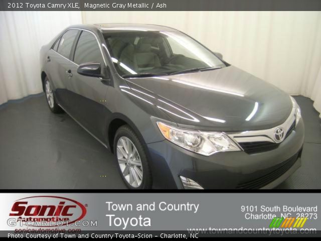 2012 Toyota Camry XLE in Magnetic Gray Metallic