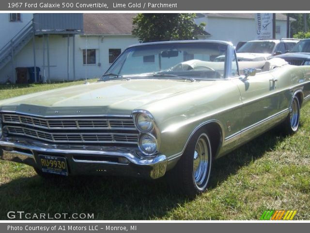 1967 Ford Galaxie 500 Convertible in Lime Gold