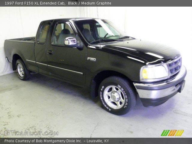 1997 Ford F150 XL Extended Cab in Black