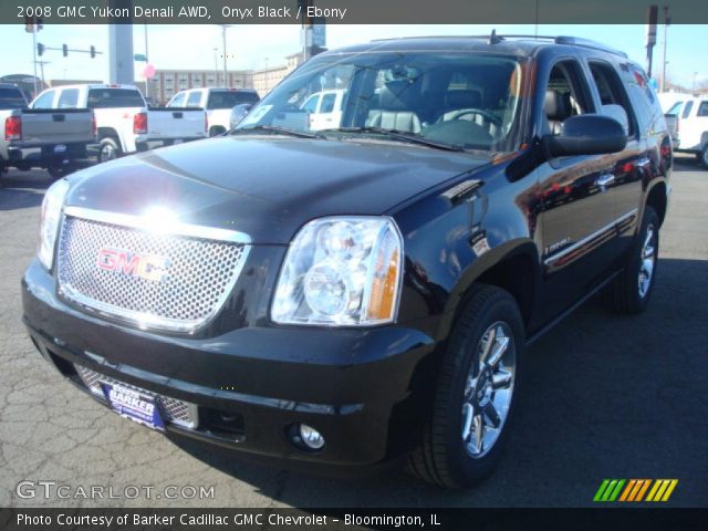 2008 GMC Yukon Denali AWD in Onyx Black