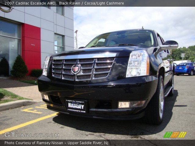 2007 Cadillac Escalade AWD in Black Raven