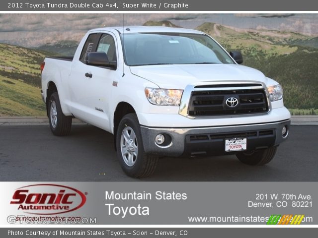 2012 Toyota Tundra Double Cab 4x4 in Super White