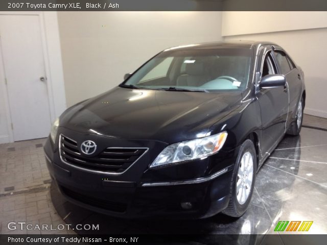 2007 Toyota Camry XLE in Black