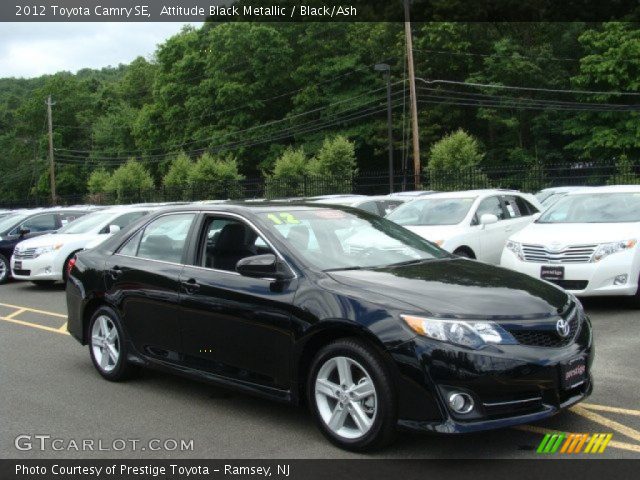 2012 Toyota Camry SE in Attitude Black Metallic