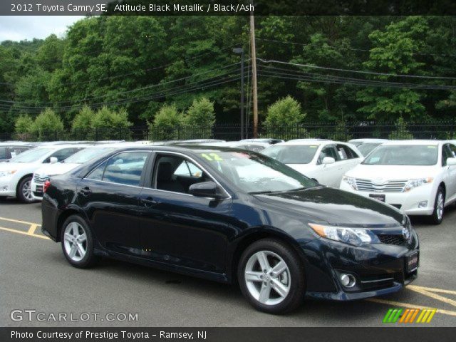 2012 Toyota Camry SE in Attitude Black Metallic
