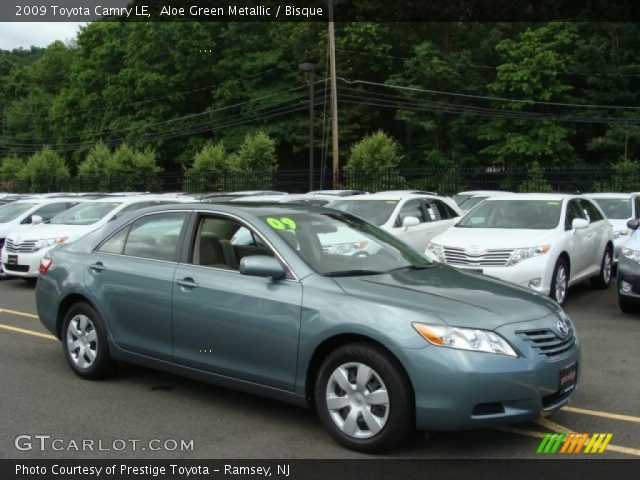 2009 Toyota Camry LE in Aloe Green Metallic