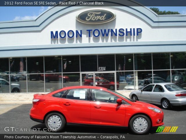 2012 Ford Focus SE SFE Sedan in Race Red