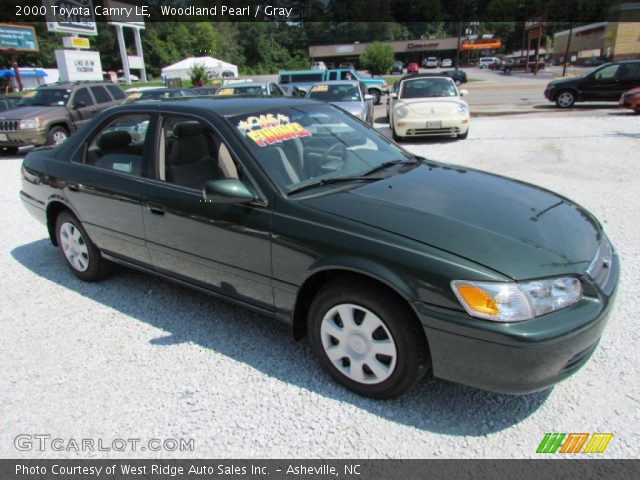 2000 Toyota Camry LE in Woodland Pearl