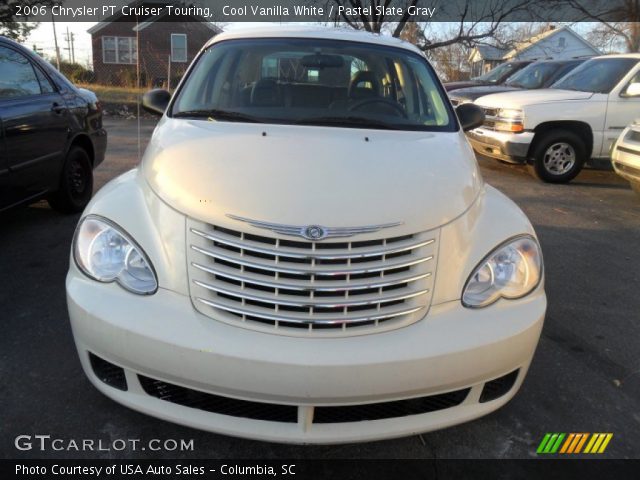2006 Chrysler PT Cruiser Touring in Cool Vanilla White