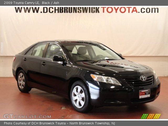 2009 Toyota Camry LE in Black