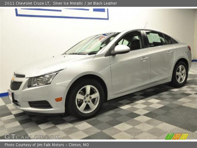 2011 Chevrolet Cruze LT in Silver Ice Metallic