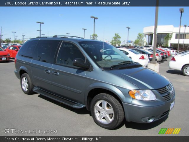2005 Dodge Grand Caravan SXT in Magnesium Pearl
