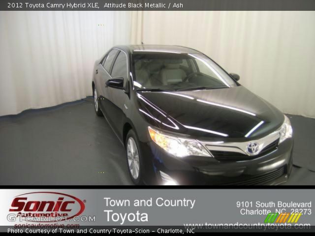 2012 Toyota Camry Hybrid XLE in Attitude Black Metallic