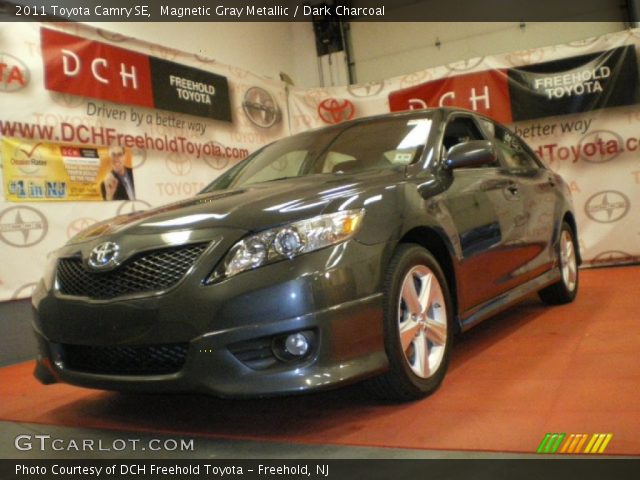2011 Toyota Camry SE in Magnetic Gray Metallic