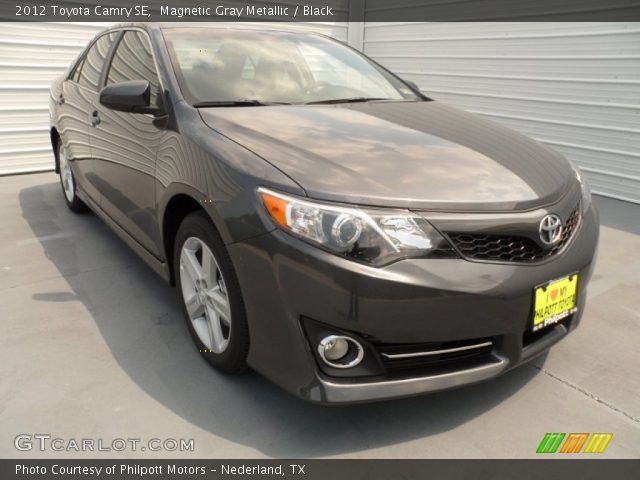 2012 Toyota Camry SE in Magnetic Gray Metallic