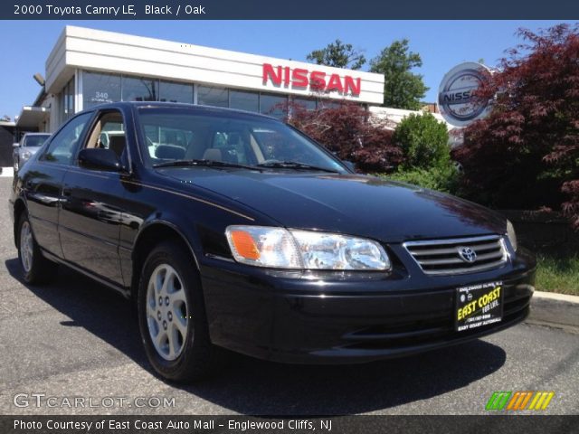 2000 Toyota Camry LE in Black