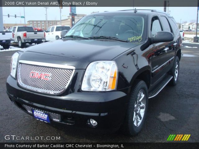 2008 GMC Yukon Denali AWD in Onyx Black