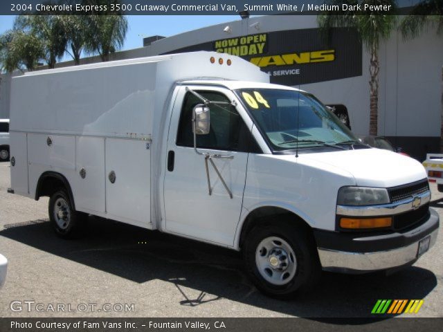 2004 Chevrolet Express 3500 Cutaway Commercial Van in Summit White