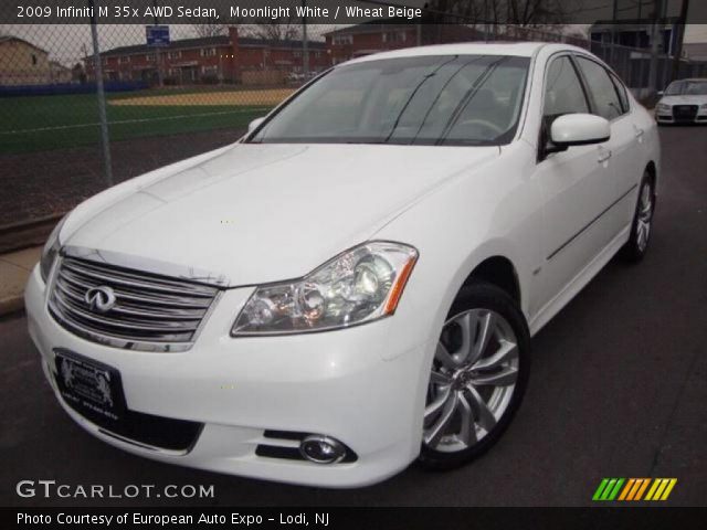 2009 Infiniti M 35x AWD Sedan in Moonlight White