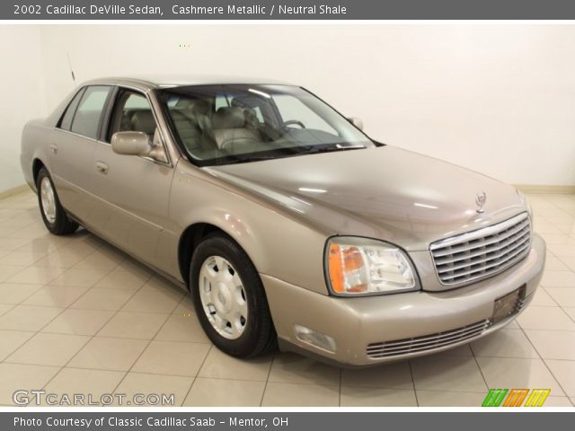 2002 Cadillac DeVille Sedan in Cashmere Metallic