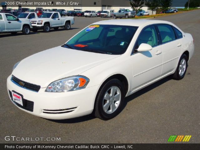 2006 Chevrolet Impala LT in White