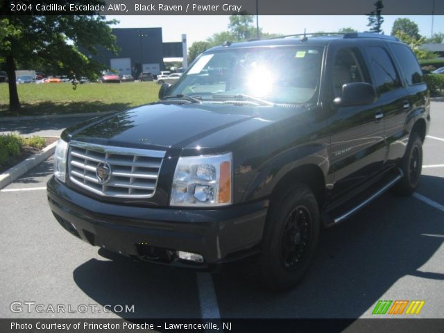 2004 Cadillac Escalade AWD in Black Raven