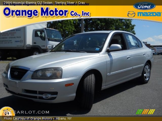2004 Hyundai Elantra GLS Sedan in Sterling Silver