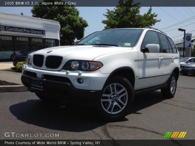2005 BMW X5 3.0i in Alpine White