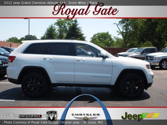 2012 Jeep Grand Cherokee Altitude 4x4 in Stone White