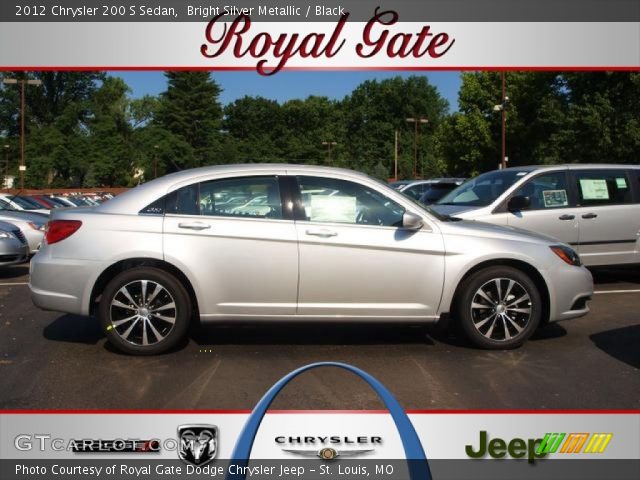 2012 Chrysler 200 S Sedan in Bright Silver Metallic