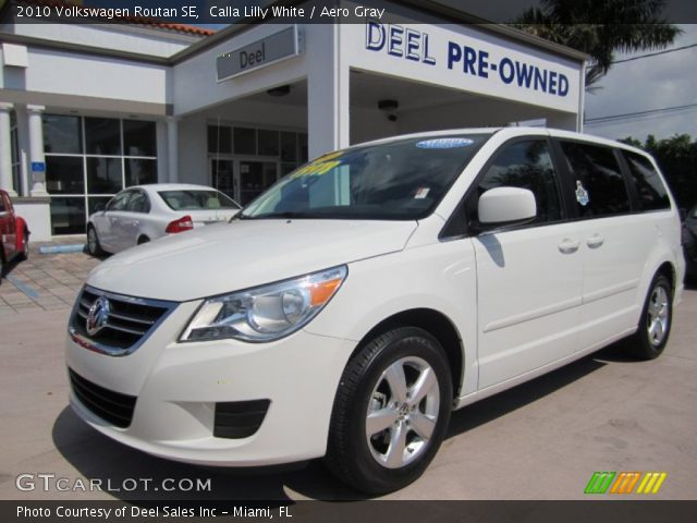 2010 Volkswagen Routan SE in Calla Lilly White