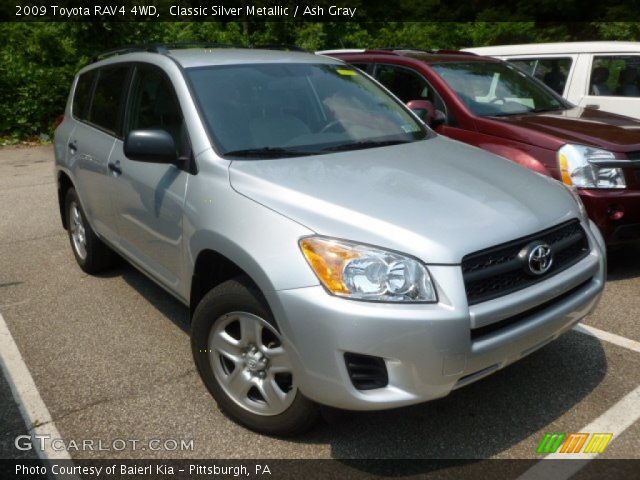 2009 Toyota RAV4 4WD in Classic Silver Metallic