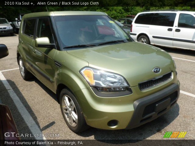 2010 Kia Soul + in Alien Green