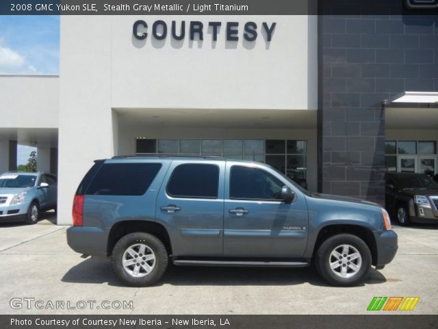 2008 GMC Yukon SLE in Stealth Gray Metallic