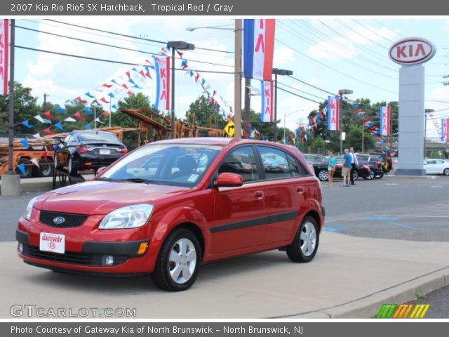 2007 Kia Rio Rio5 SX Hatchback in Tropical Red