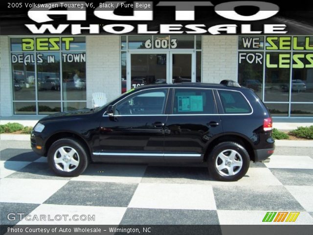 2005 Volkswagen Touareg V6 in Black