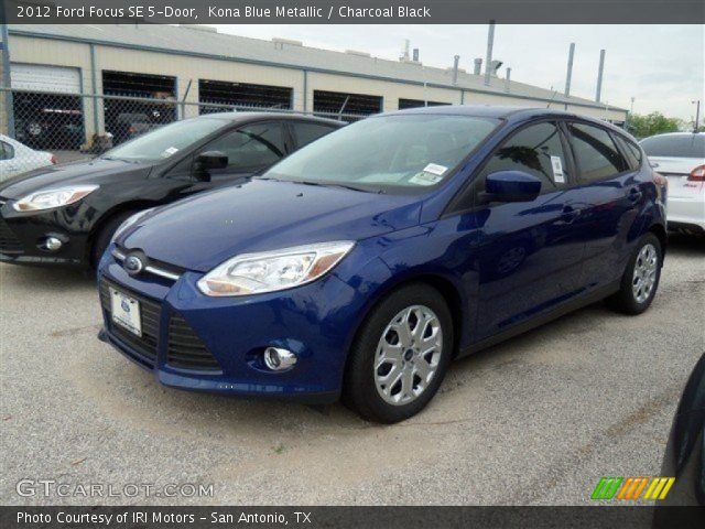 2012 Ford Focus SE 5-Door in Kona Blue Metallic