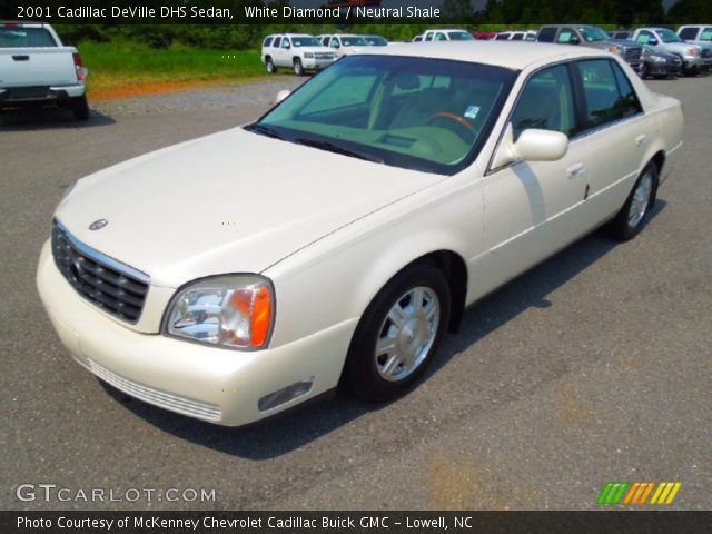 2001 Cadillac DeVille DHS Sedan in White Diamond