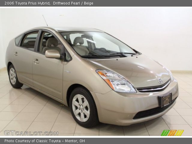 2006 Toyota Prius Hybrid in Driftwood Pearl