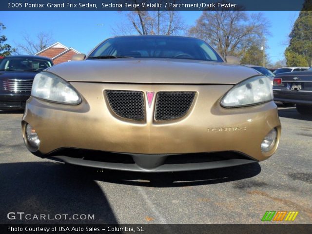 2005 Pontiac Grand Prix Sedan in Sedona Beige Metallic