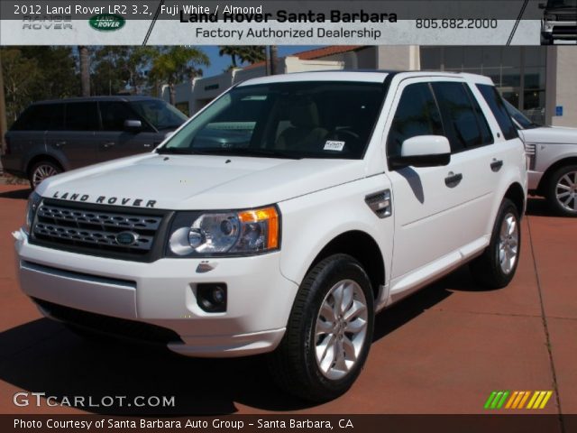 2012 Land Rover LR2 3.2 in Fuji White