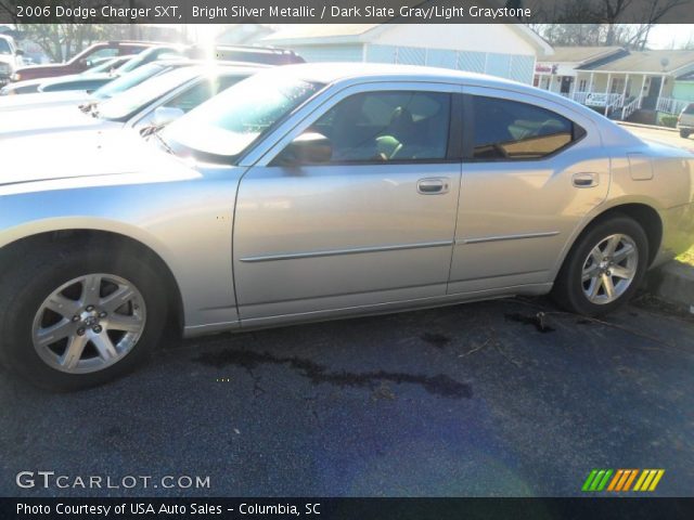 2006 Dodge Charger SXT in Bright Silver Metallic