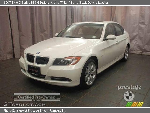 2007 BMW 3 Series 335xi Sedan in Alpine White